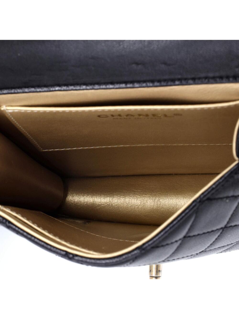 Chanel Chic Pearls Flap Bag Quilted #240080C31B - Picture 5 of 8